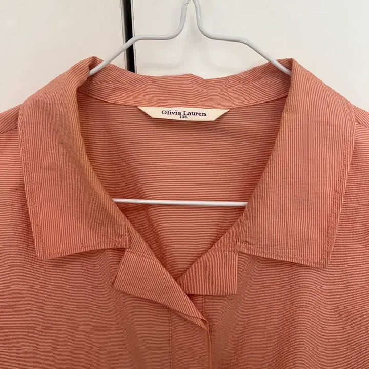 [SOLD OUT] 올리비아 로렌 스트라이프 셔츠 (105)블라우스