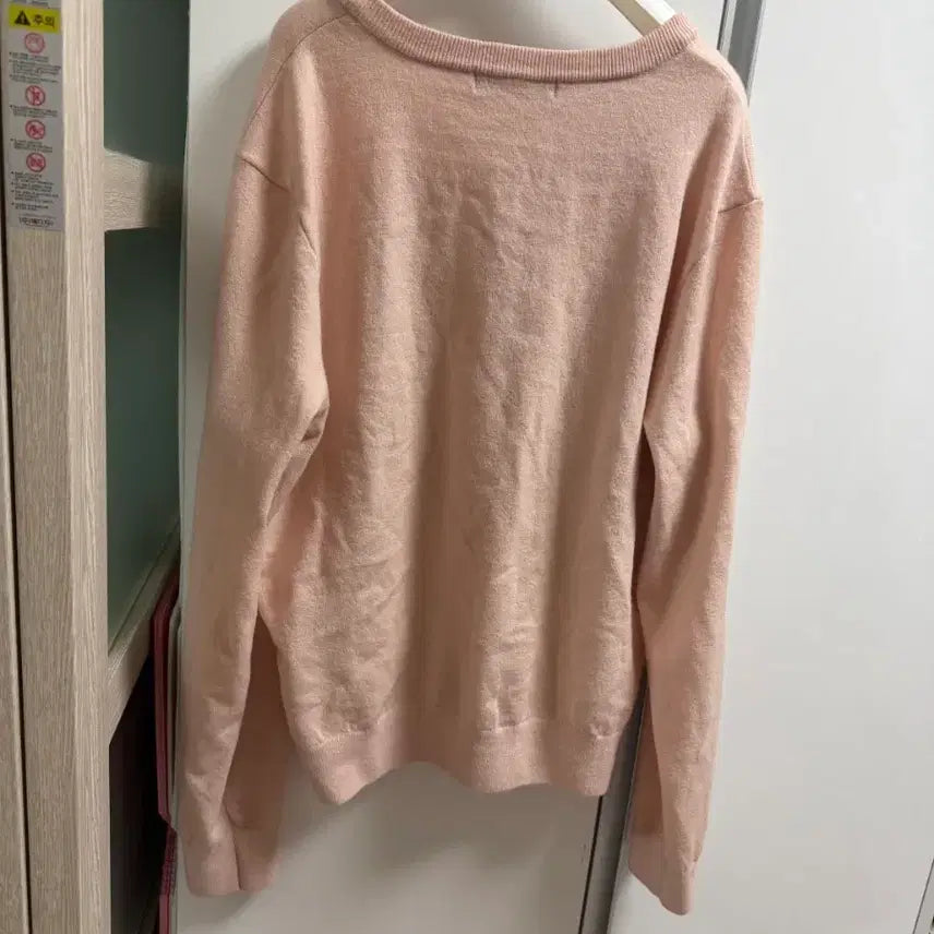 [SOLD OUT] [보관만한새제품] 정가8만9천원 마리끌레르 울 블렌드 베이직 로고 브이넥