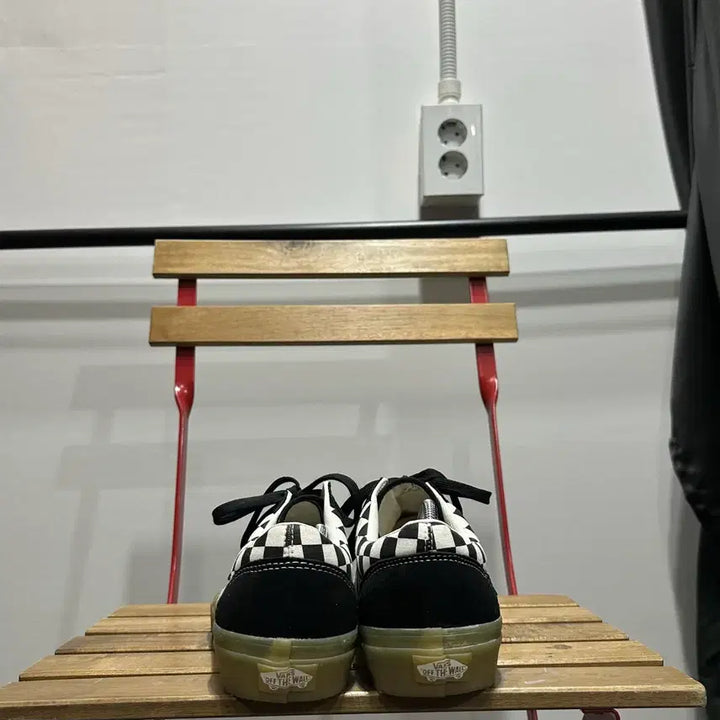 [BUNJANG] Vans Old Skool Checker Gumsole Sneakers / 275) 반스 운동화 남성 남자 신발 올드스쿨 체커 검솔