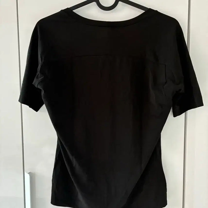 [SOLD OUT] Prada Sport 프라다 블랙 스트레치 반팔 탑