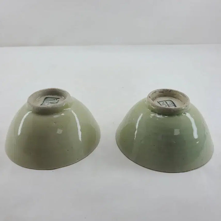 [BUNJANG] Antique Celadon Porcelain Teacup Set / 도자기 찻잔 2개 세트 연한 그린색