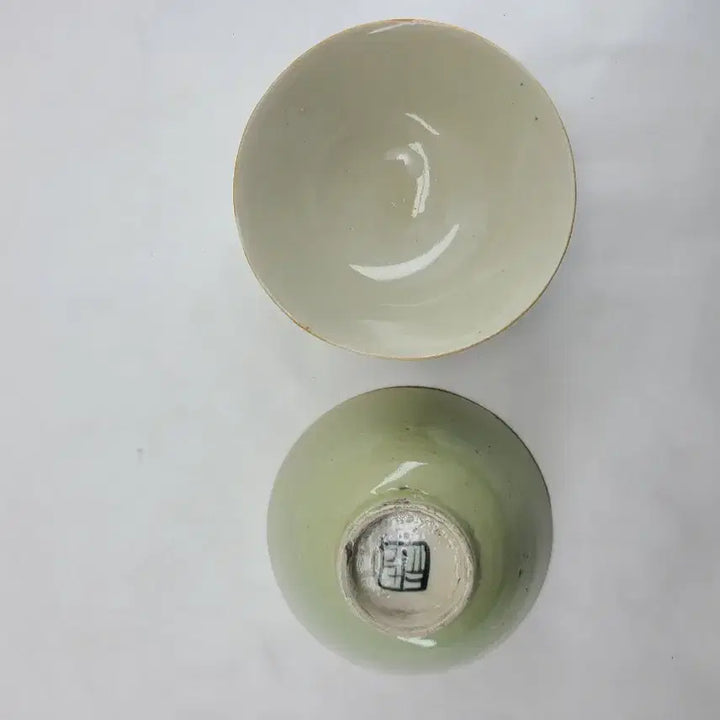 [BUNJANG] Antique Celadon Porcelain Teacup Set / 도자기 찻잔 2개 세트 연한 그린색