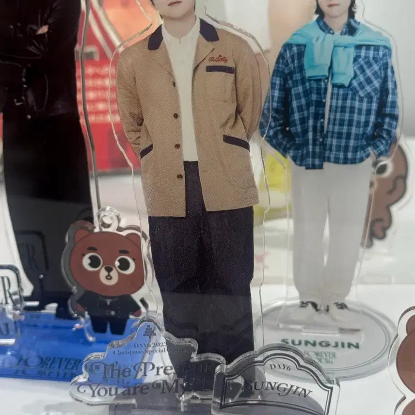 [SOLD OUT] 데이식스 성진 벚꽃콘 아크릴스탠드