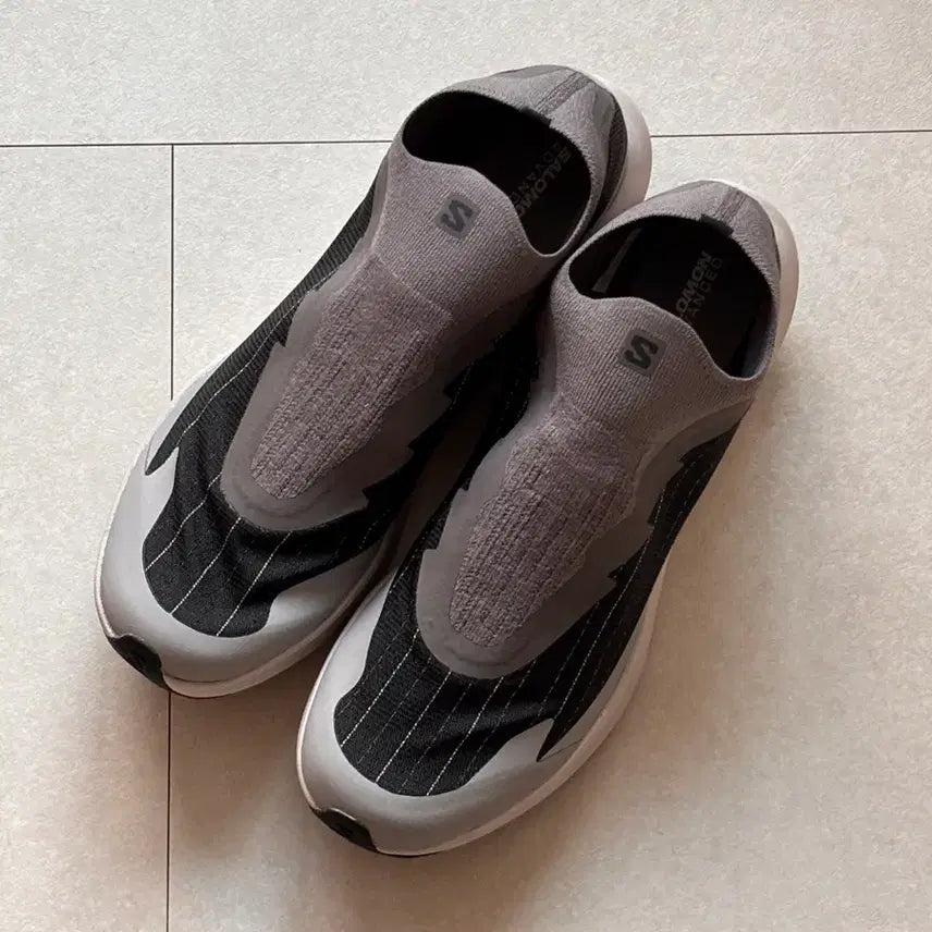 [BUNJANG] Salomon ADV Pulsar Reflective Slip-On Sneakers / 살로몬 ADV 펄사 리플렉티브 슬립온 새상품 280 그레이 로즈