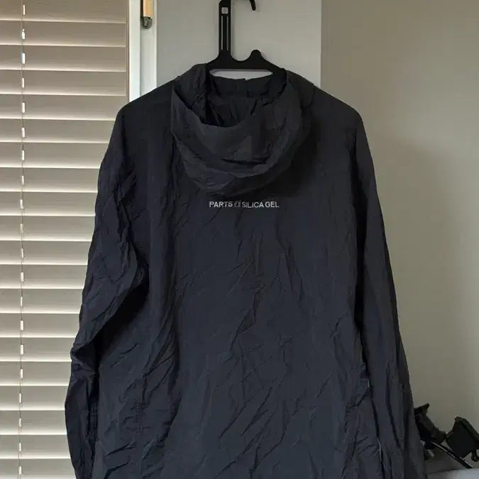 [BUNJANG] Silica Gel Heights Windbreaker Jacket Size 2 / 실리카겔 X 하이츠 윈드 브레이커 바람막이 2 사이즈