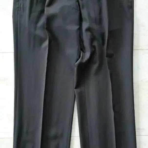 [SOLD OUT] 휴고보스 버진울 100% 남성 슬랙스.32인치
