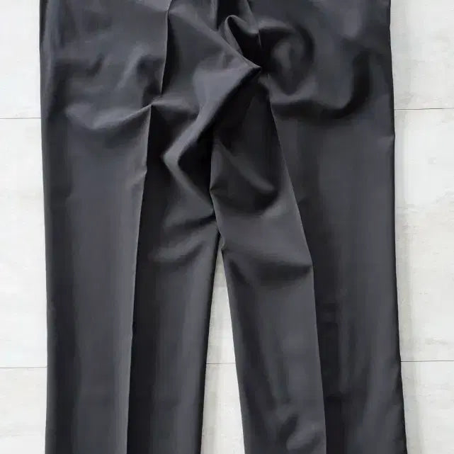 [SOLD OUT] 휴고보스 버진울 100% 남성 슬랙스.32인치