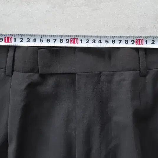 [SOLD OUT] 휴고보스 버진울 100% 남성 슬랙스.32인치