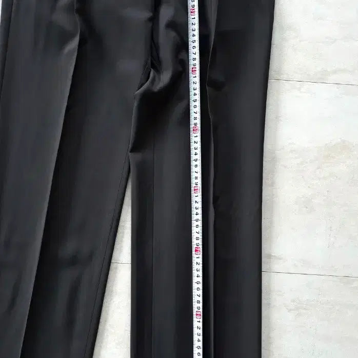 [SOLD OUT] 휴고보스 버진울 100% 남성 슬랙스.32인치