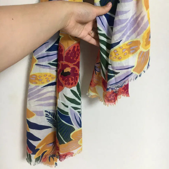 [BUNJANG] Club Monaco Floral Scarf / 새상품 ) 클럽모나코 플라워 스카프 머플러