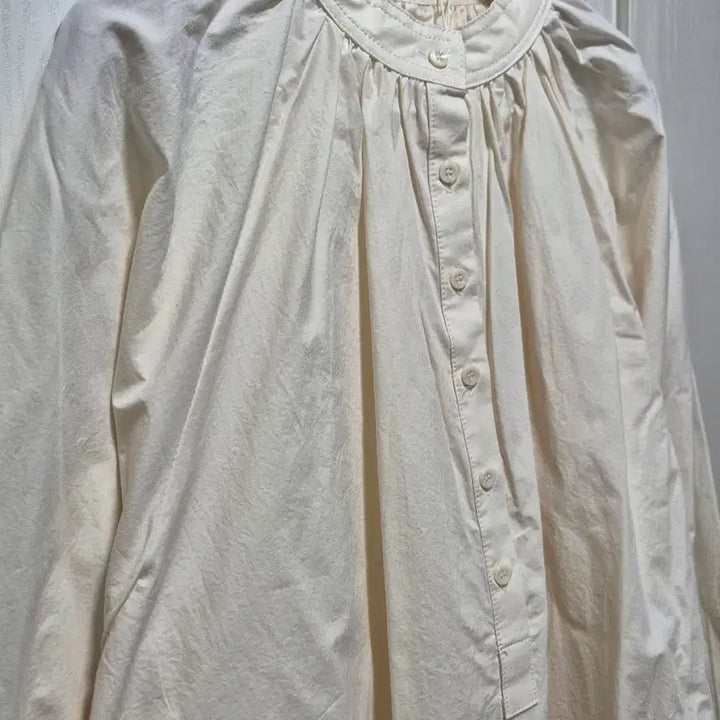 [BUNJANG] Marie Claire Butter Beige Shirt Blouse / (타임세일)(새상품)마리끌레르 버터색 셔츠 블라우스