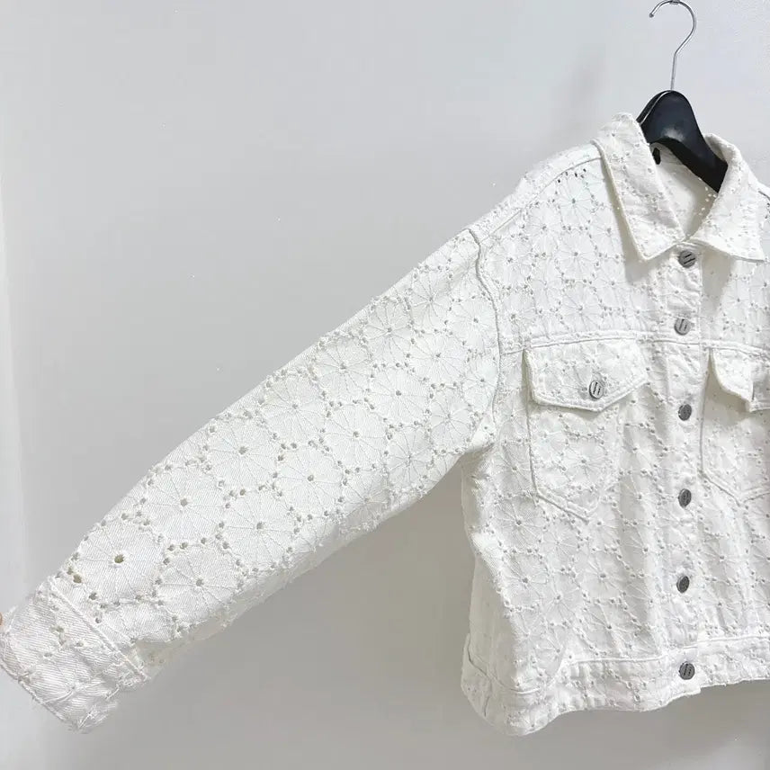 [BUNJANG] Benetton Cotton Denim Jacket / 베네통 펀칭 코튼 데님 자켓
