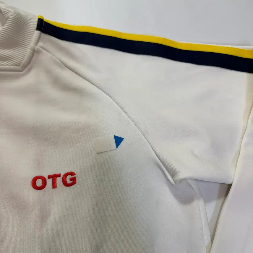 [BUNJANG] Onitsuka Tiger Jersey (Size M) / 오니츠카타이거 져지(M사이즈)
