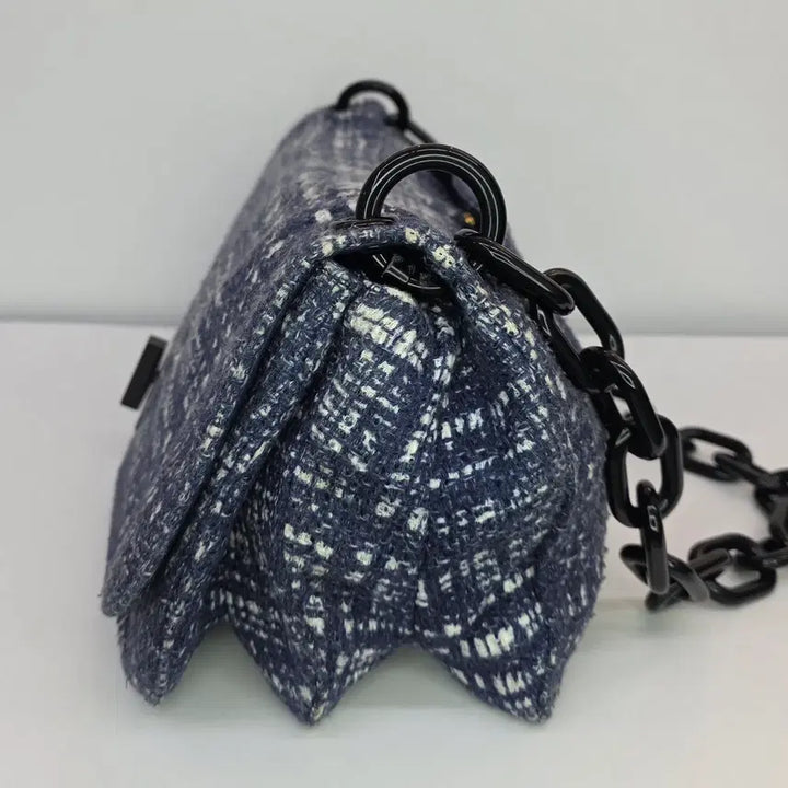 [BUNJANG] Prada Bicolor Tweed Chain Shoulder Bag Navy / 프라다 바이컬러 트위드 체인 숄더백 네이비