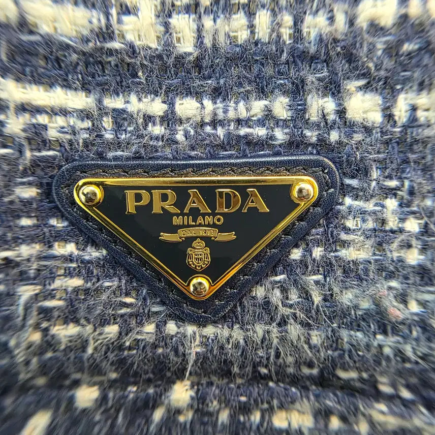 [BUNJANG] Prada Bicolor Tweed Chain Shoulder Bag Navy / 프라다 바이컬러 트위드 체인 숄더백 네이비