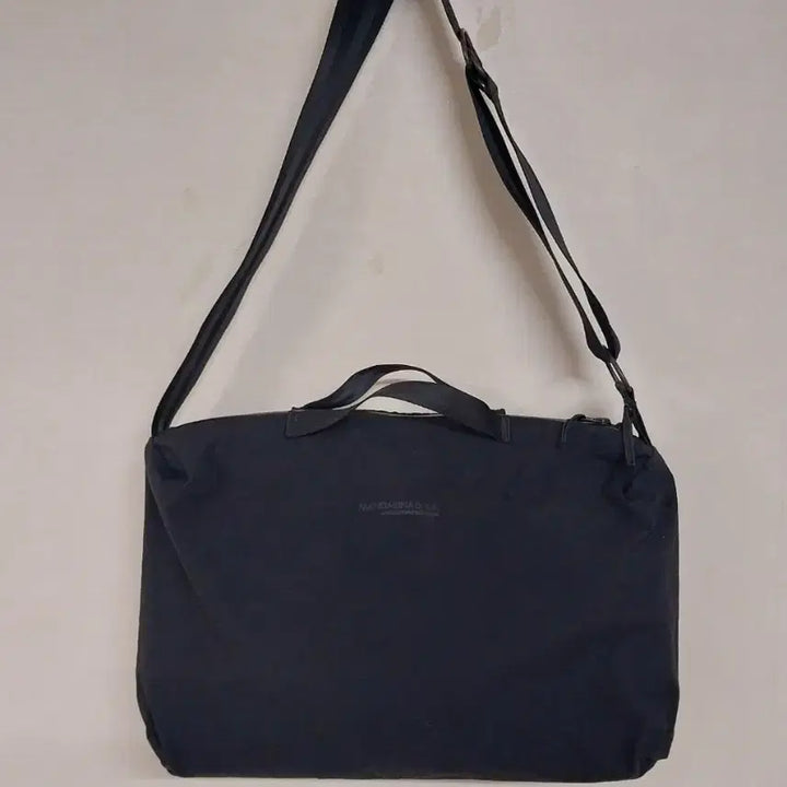 [BUNJANG] Mandarina Duck Fabric Shoulder Bag / 만다리나덕 가방
