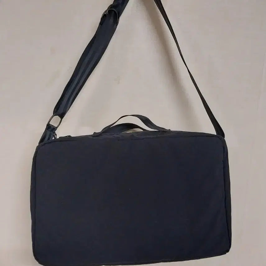 [BUNJANG] Mandarina Duck Fabric Shoulder Bag / 만다리나덕 가방