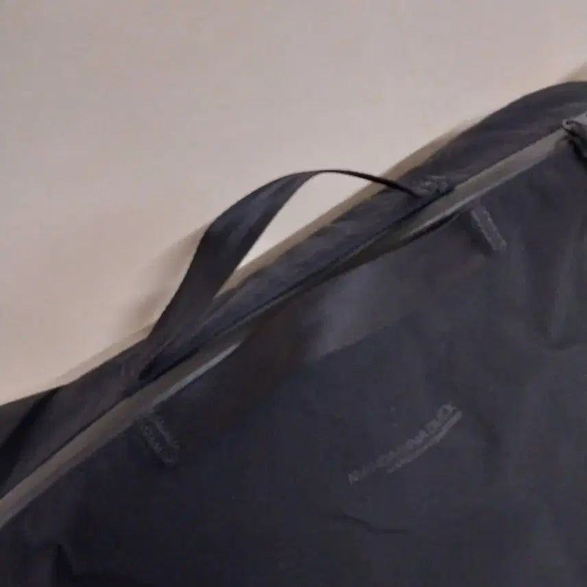 [BUNJANG] Mandarina Duck Fabric Shoulder Bag / 만다리나덕 가방