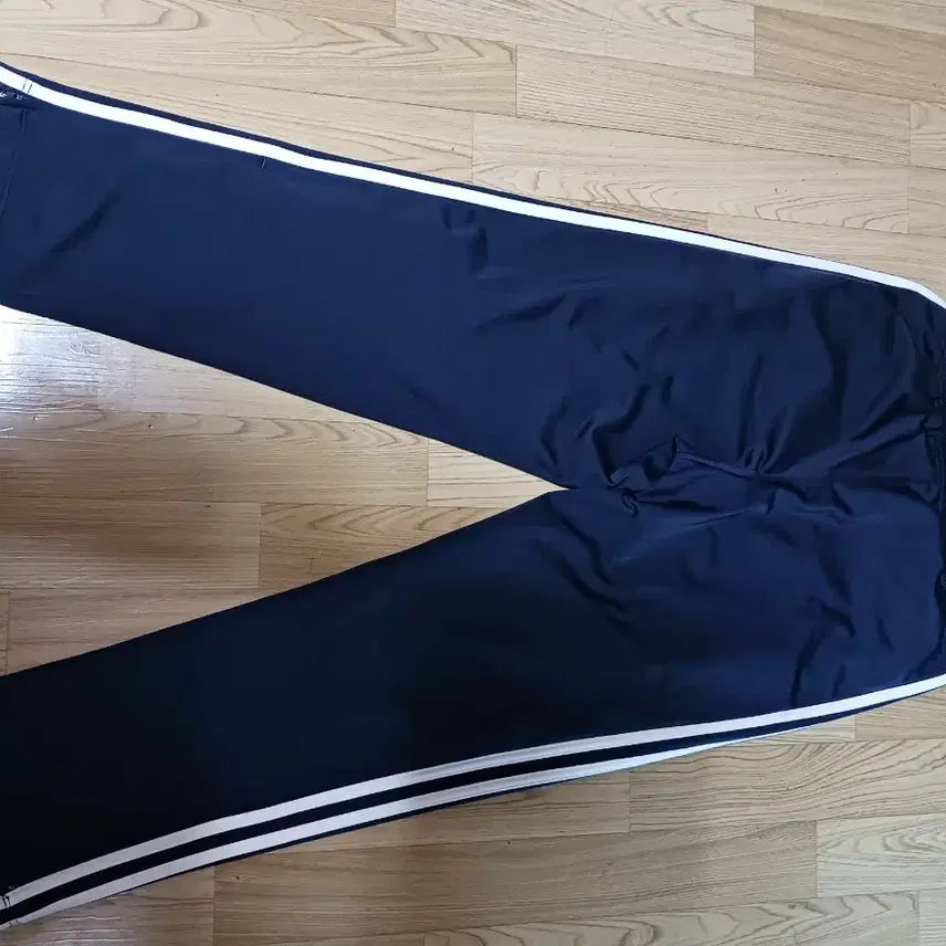 [BUNJANG] Adidas Three-Stripe Training Pants Navy / 아디다스 삼선 트레이닝 바지 네이비