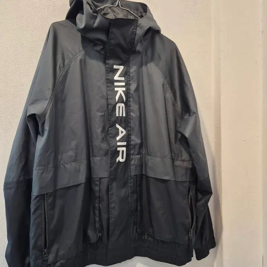 [BUNJANG] Nike Air Hooded Windbreaker Jacket Black / 나이키 에어 후드 바람막이 블랙