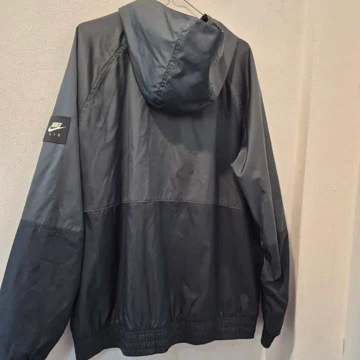 [BUNJANG] Nike Air Hooded Windbreaker Jacket Black / 나이키 에어 후드 바람막이 블랙