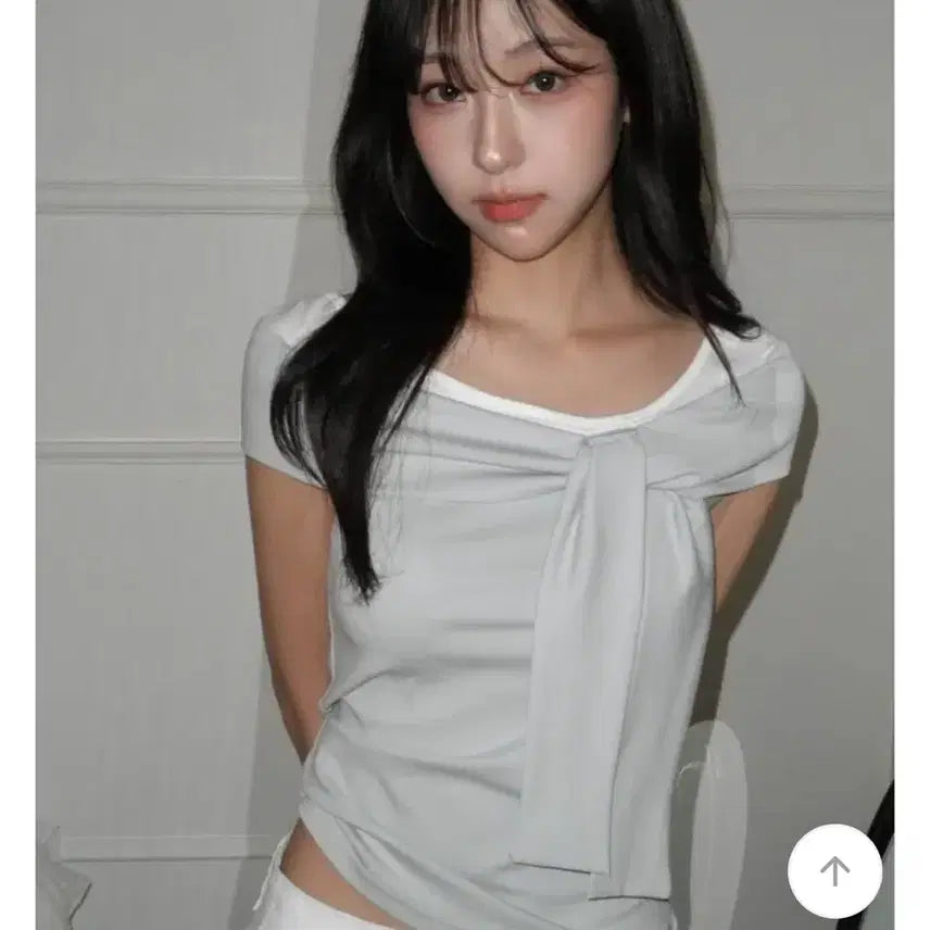 [SOLD OUT] 치피 배색 오프숄더 반팔티셔츠