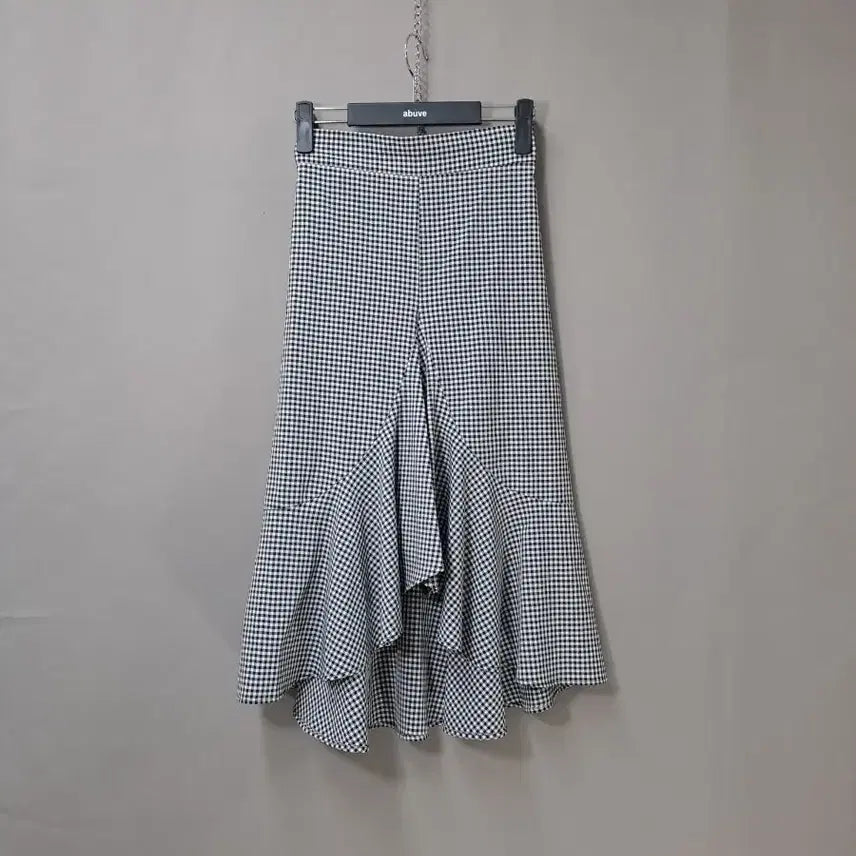 [BUNJANG] MAGJAY Checkered Ruffle Asymmetrical Skirt / MAGJAY 체크 뒷밴드 프릴 언발 스커트