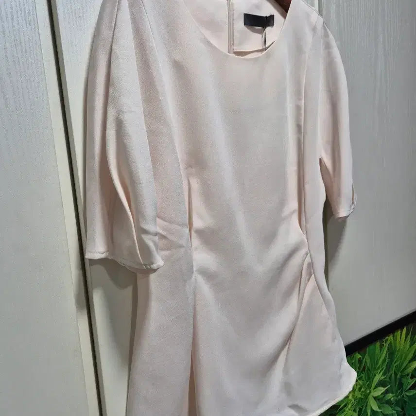 [BUNJANG] Day Ivory Pink Peplum Blouse / (타임세일)(새상품)Day  블라우스 페플럼 아이보리핑크 반팔