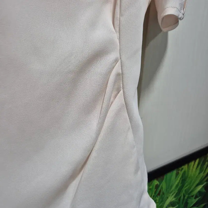 [BUNJANG] Day Ivory Pink Peplum Blouse / (타임세일)(새상품)Day  블라우스 페플럼 아이보리핑크 반팔