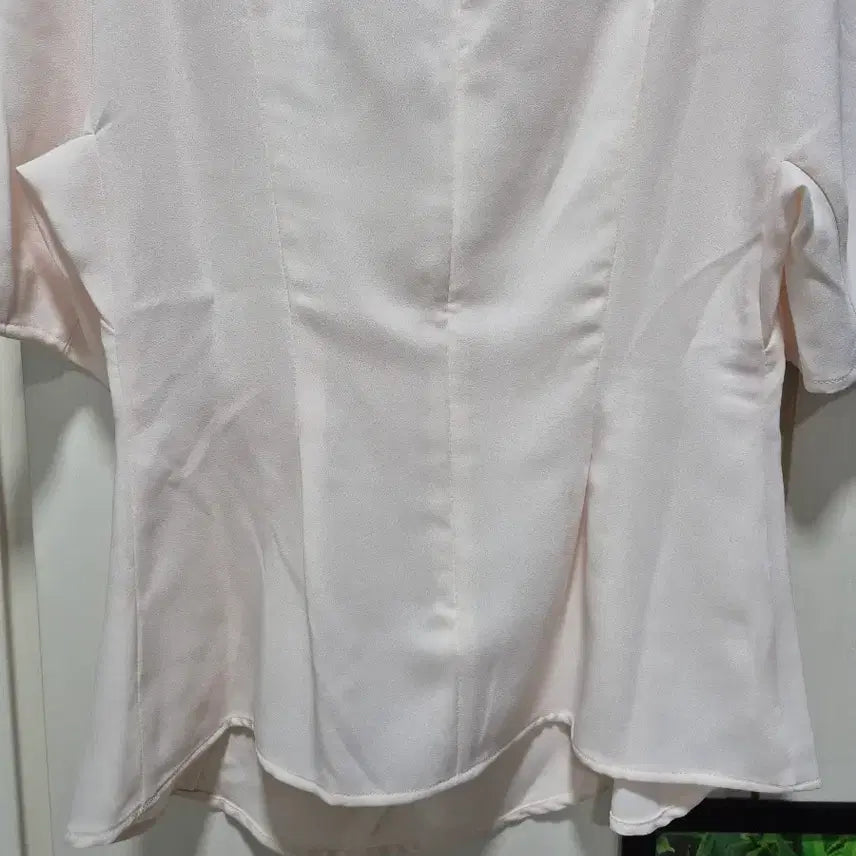 [BUNJANG] Day Ivory Pink Peplum Blouse / (타임세일)(새상품)Day  블라우스 페플럼 아이보리핑크 반팔