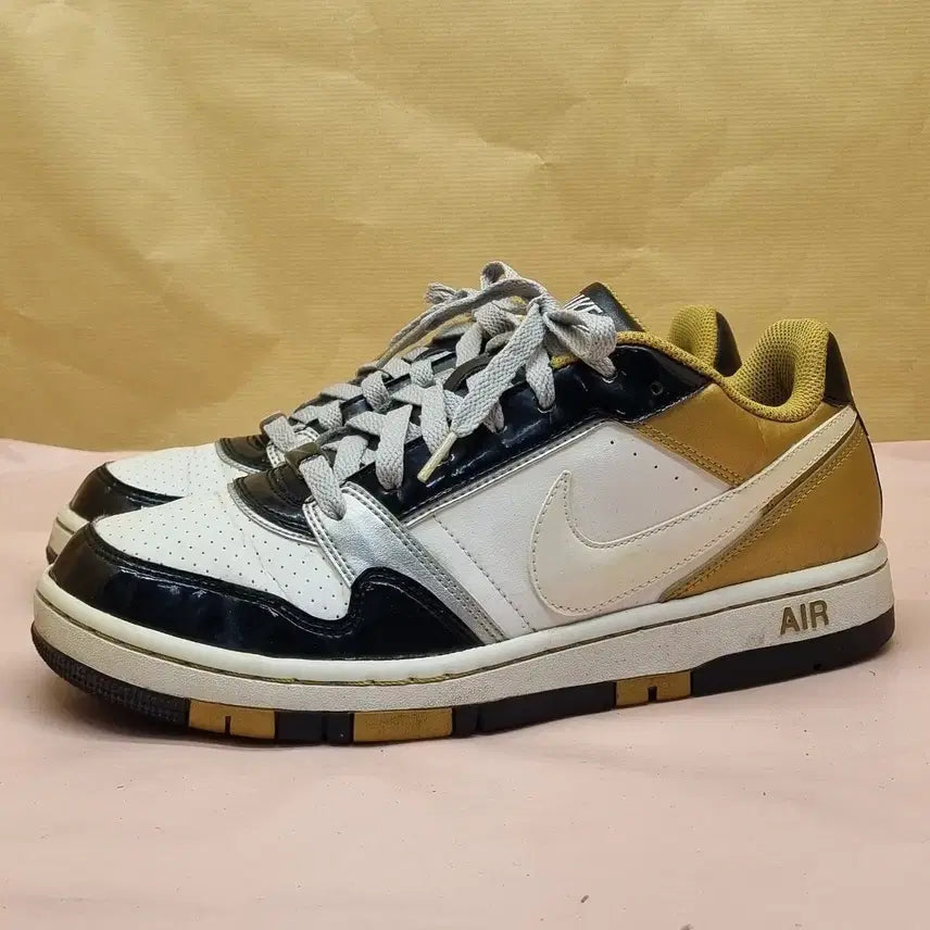 [SOLD OUT] 나이키 에어 프레스티지 남성운동화 265