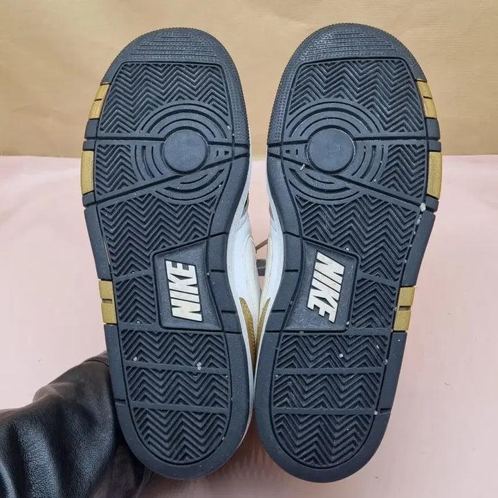 [SOLD OUT] 나이키 에어 프레스티지 남성운동화 265
