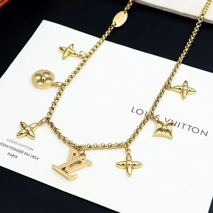 [SOLD OUT] 루이비통 플라워 참 목걸이 금장