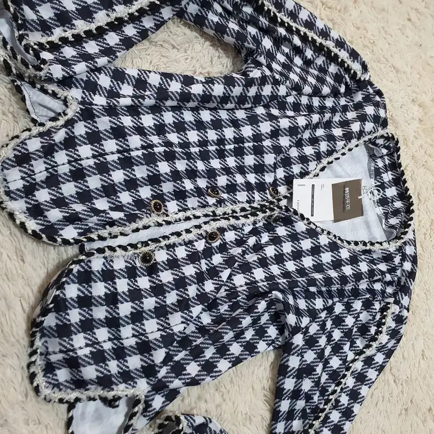 [BUNJANG] Houndstooth Tweed Jacket / 새상품/매력적인 하운드투스 패턴의 트위드 자켓이에요블랙앤화이트 색상에