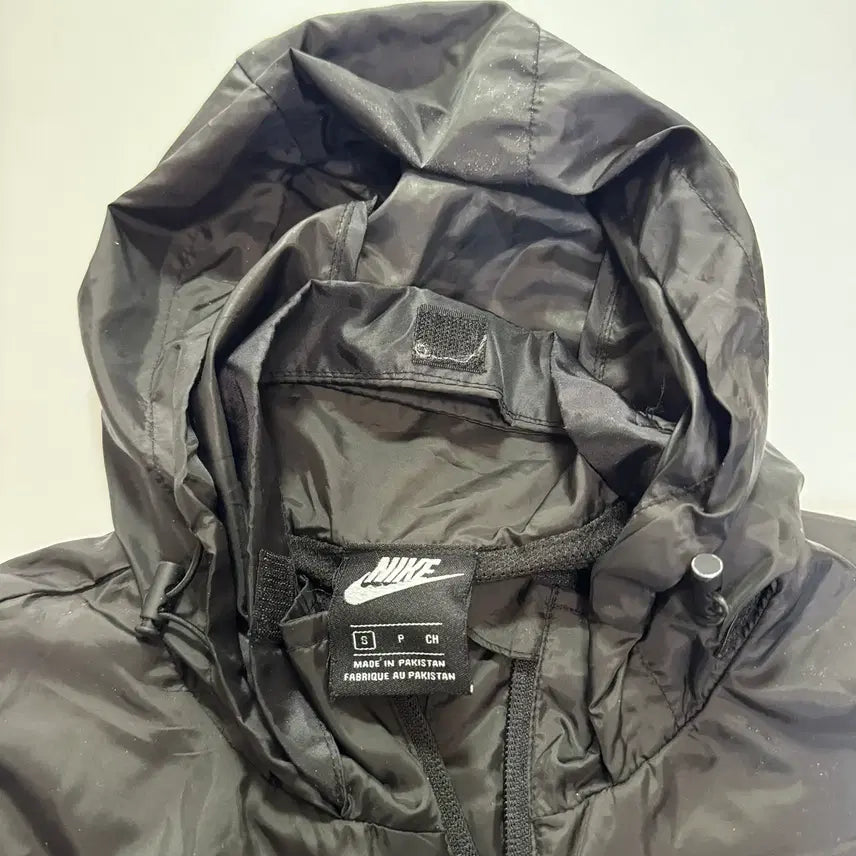 [BUNJANG] Nike Windbreaker Jacket (Size S) / 나이키 바람막이 자켓(S사이즈)