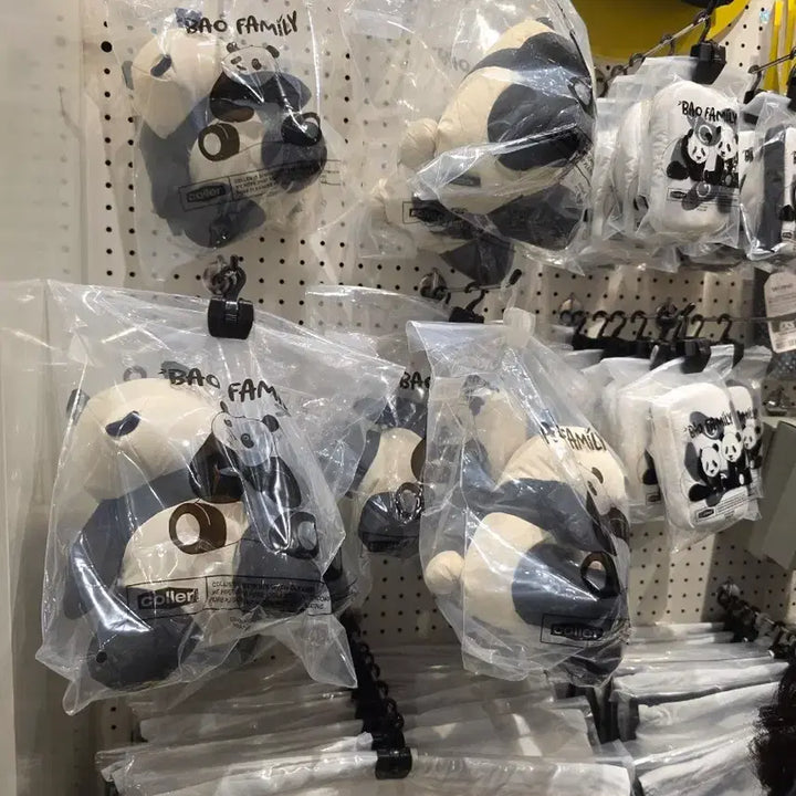 [SOLD OUT] 푸바오 플러시 키링파우치