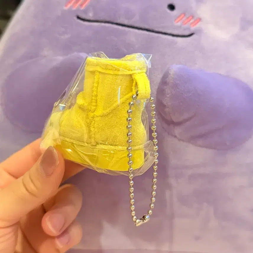 [BUNJANG] Sanrio Pompompurin Secret Mini UGG Boots Keyring / [미개봉] 산리오 시크릿 미니 어그부츠 키링 (폼폼푸린)