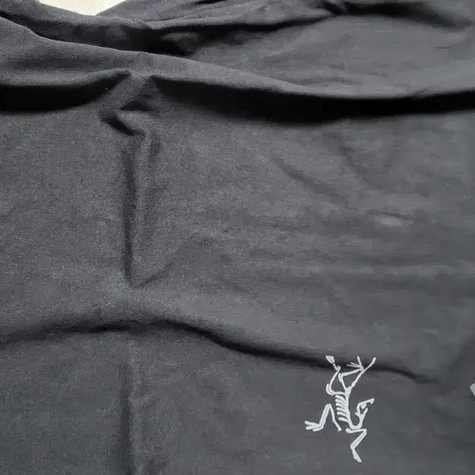 [SOLD OUT] 아크테릭스 반팔 티셔츠 블랙 L 새상품