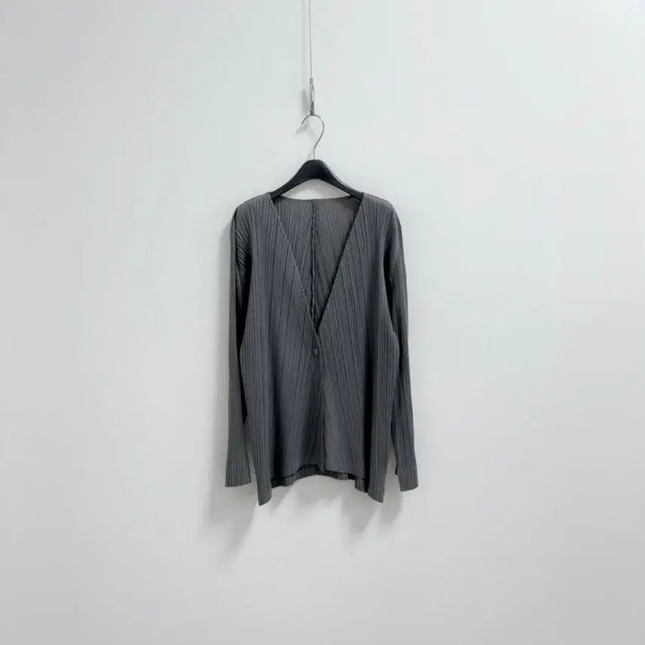 [SOLD OUT] 닥스 플리츠 가디건
