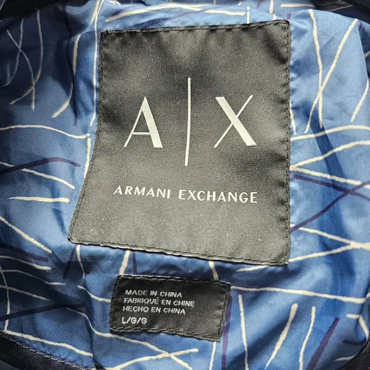 [BUNJANG] Armani Exchange Geometric Pattern Windbreaker Jacket / [A|X] 알마니 익스체인지 기하학 패턴 윈드브레이커 재킷