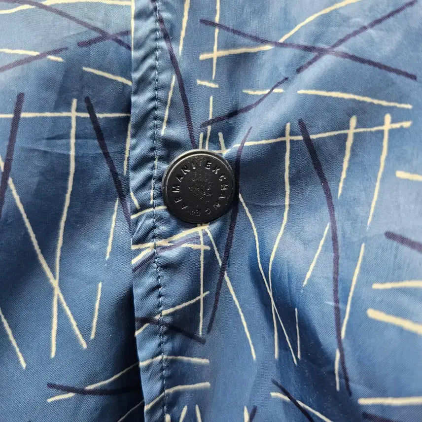 [BUNJANG] Armani Exchange Geometric Pattern Windbreaker Jacket / [A|X] 알마니 익스체인지 기하학 패턴 윈드브레이커 재킷