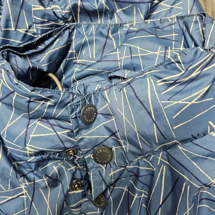 [BUNJANG] Armani Exchange Geometric Pattern Windbreaker Jacket / [A|X] 알마니 익스체인지 기하학 패턴 윈드브레이커 재킷