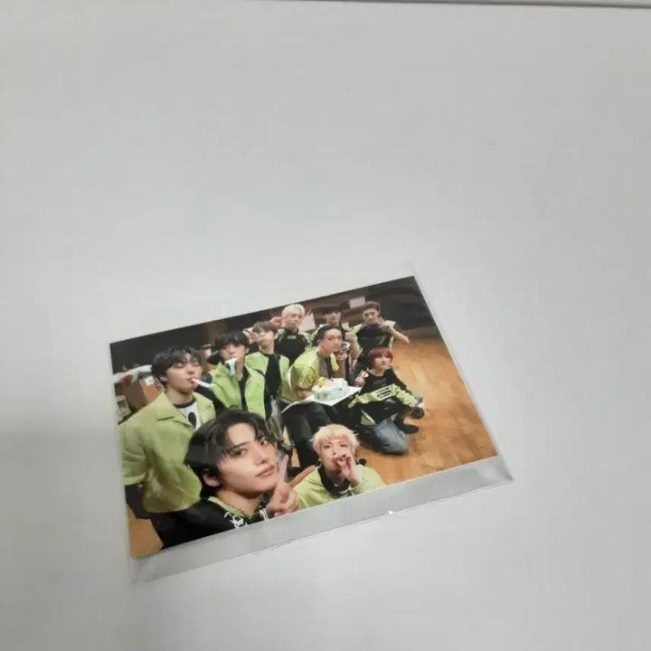 [BUNJANG] Xikers Group Photo Postcard / 싸이커스 단체 포토엽서