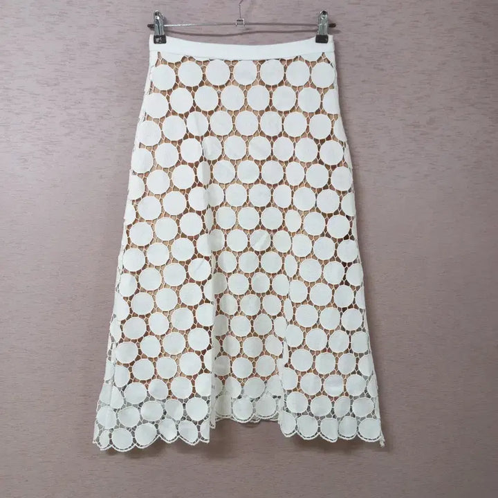 [SOLD OUT] B4-17/LEEGARDEN 화이트 스커트 여성