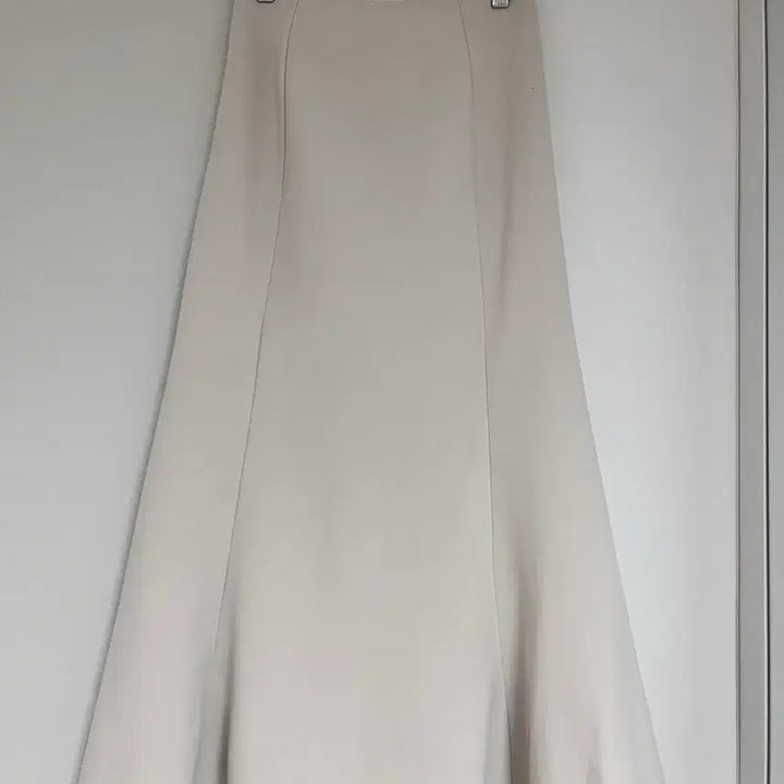 [SOLD OUT] 머메이드 스커트