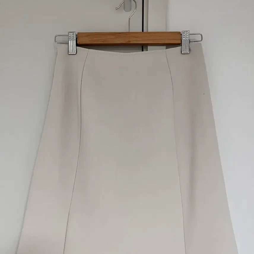 [SOLD OUT] 머메이드 스커트
