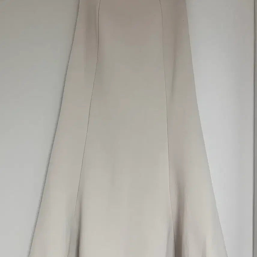 [SOLD OUT] 머메이드 스커트