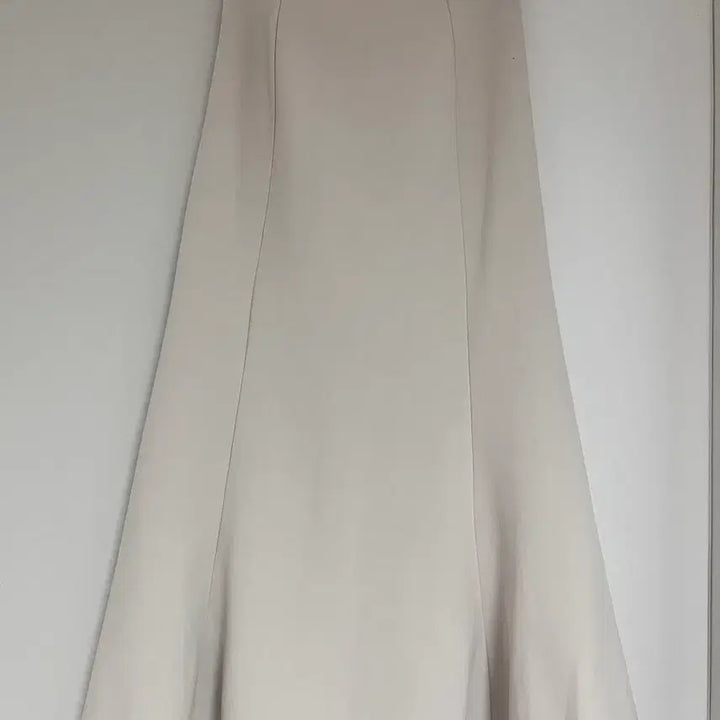 [SOLD OUT] 머메이드 스커트