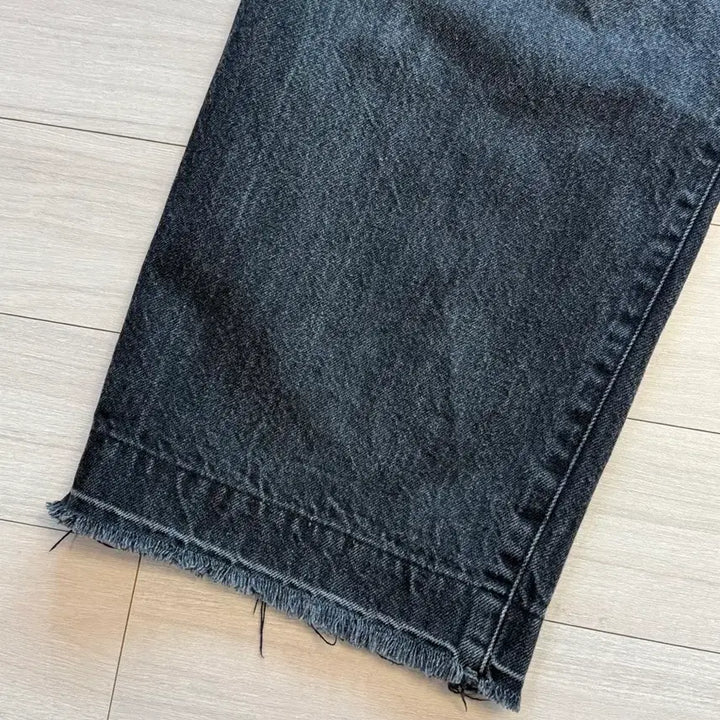 [SOLD OUT] 코모리 데님 오버 팬츠 - 흑청 블랙 1사이즈