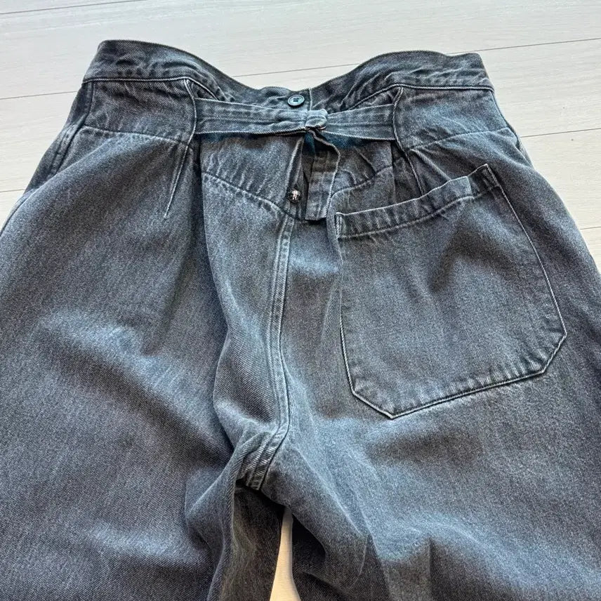 [SOLD OUT] 코모리 데님 오버 팬츠 - 흑청 블랙 1사이즈